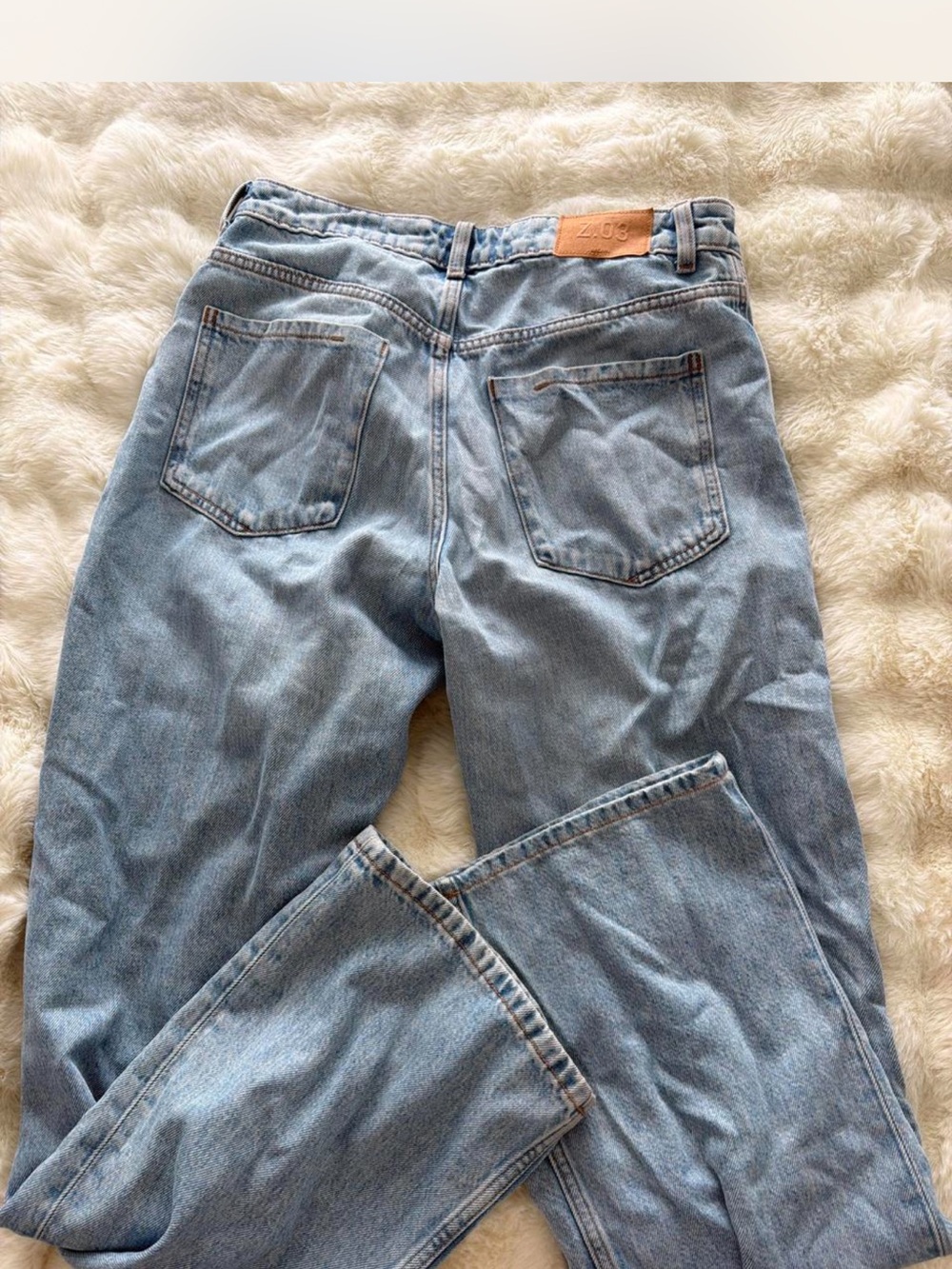 Zara Light Wash womens Jeans